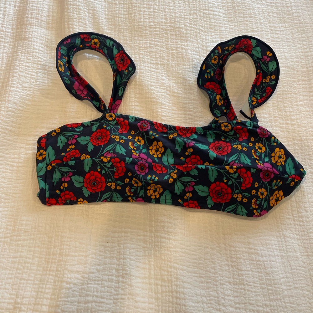 Summersalt - The Ruffle Oasis Bikini Top